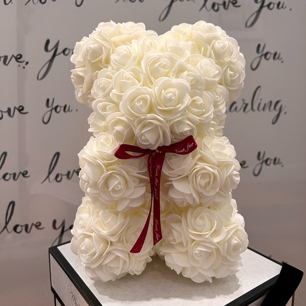 Brand new Roses teddy bear - white